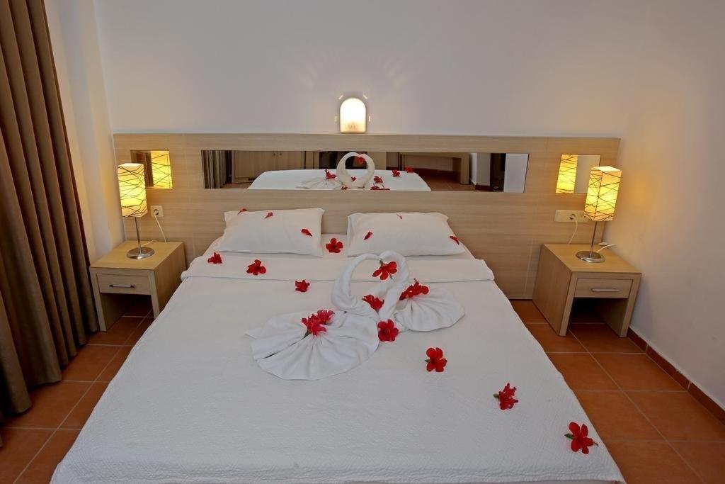 Malibu Resort Кемер Экстерьер фото
