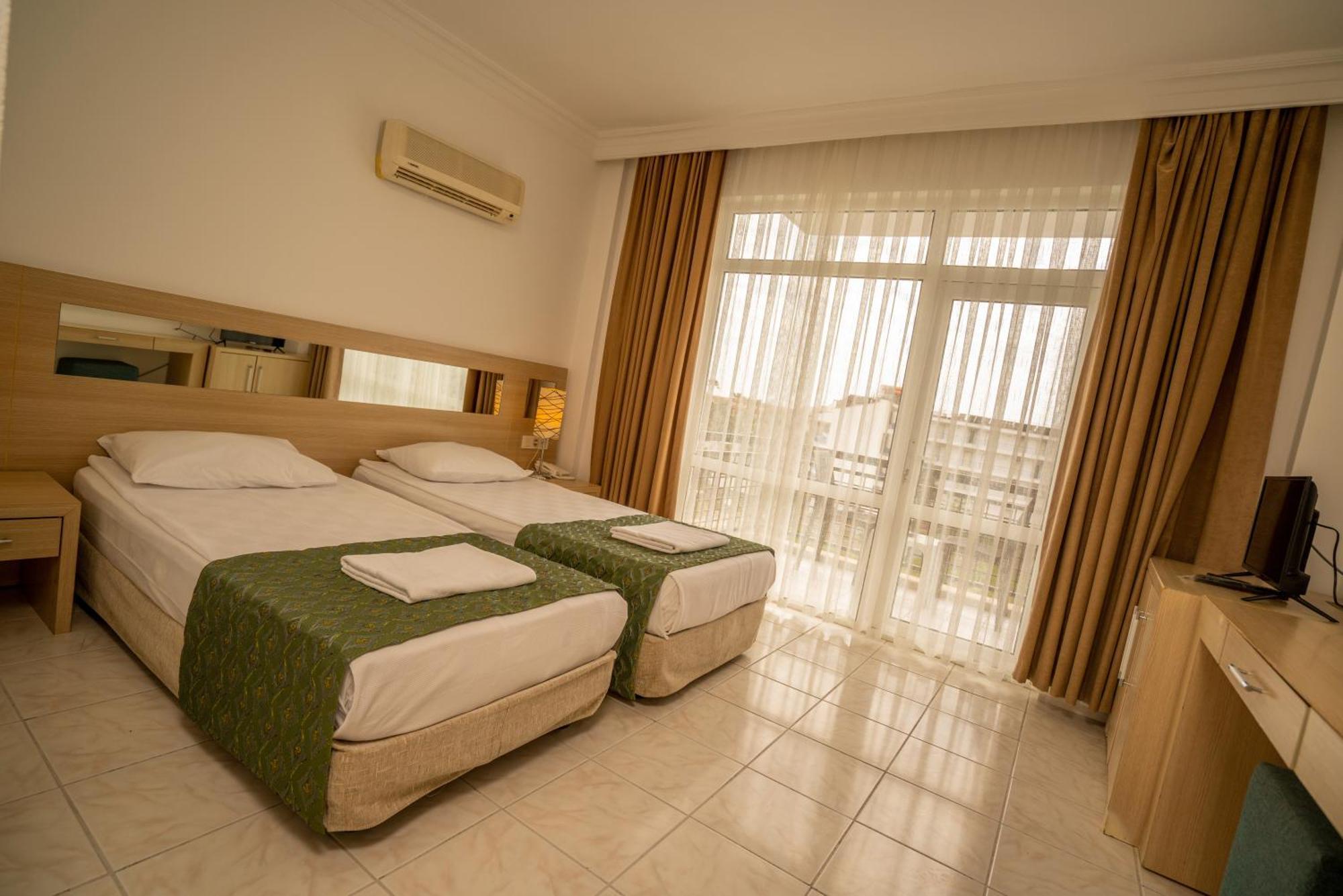Malibu Resort Кемер Экстерьер фото