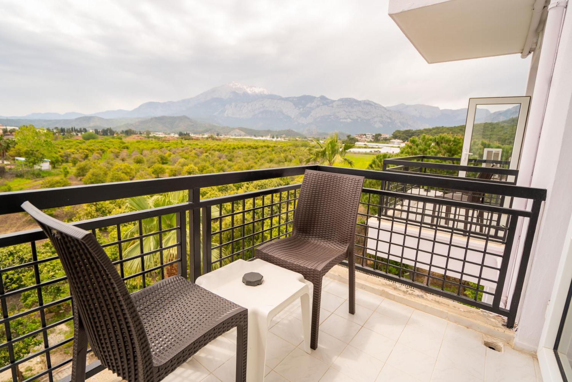 Malibu Resort Кемер Экстерьер фото